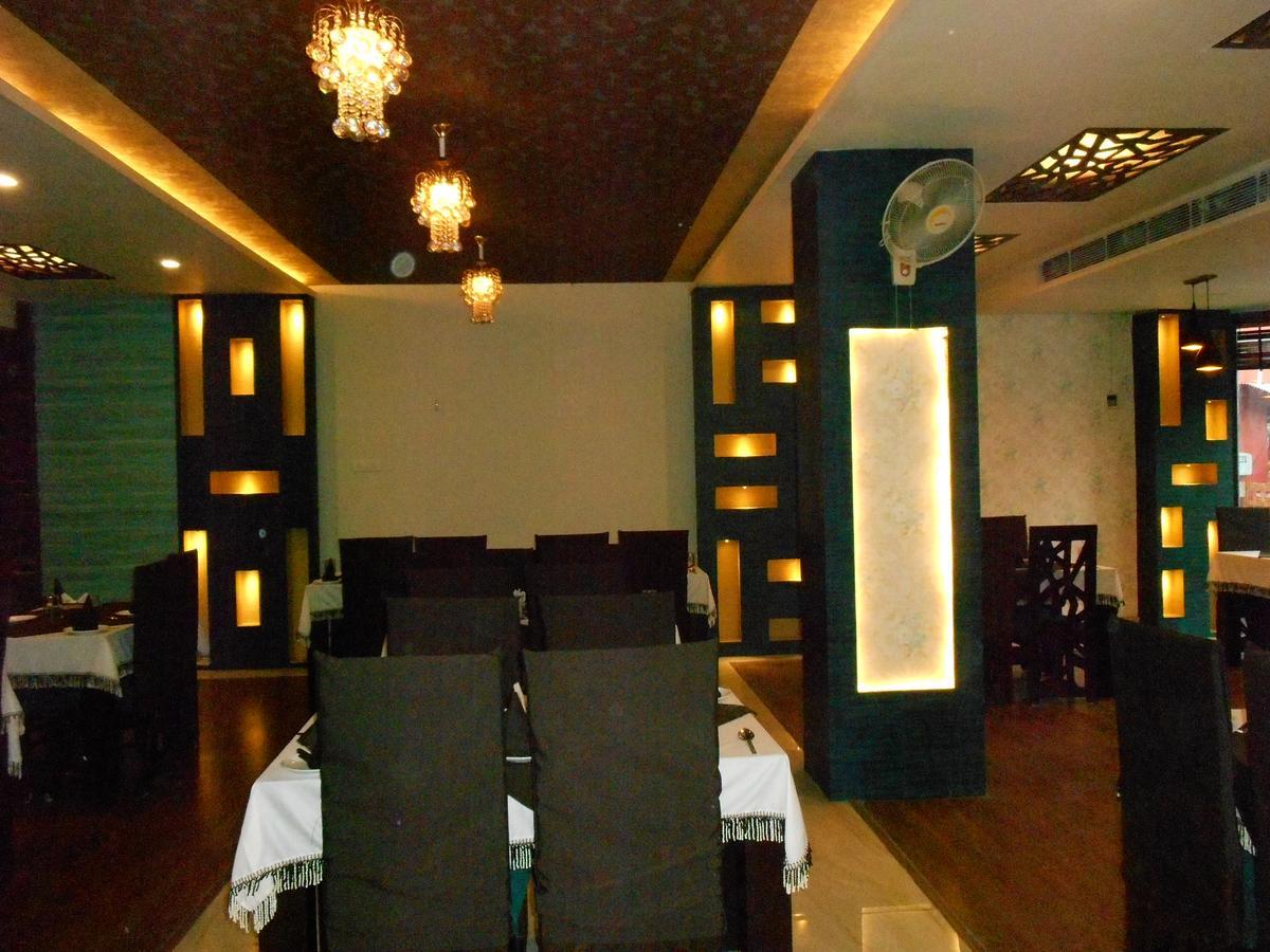 Hotel Krishna Mahal Thānesar Eksteriør bilde